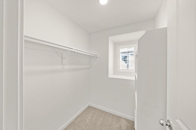 5600 Molino Cir, Roseville, CA 95747