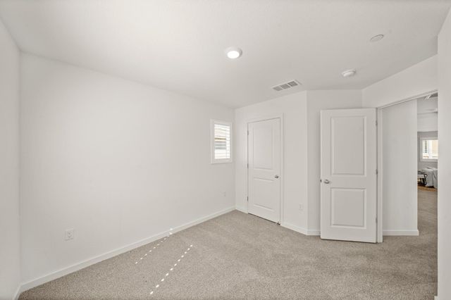 5600 Molino Cir, Roseville, CA 95747