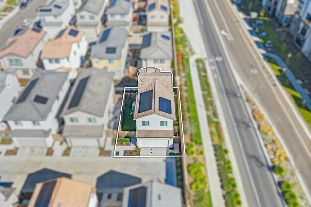 5600 Molino Cir, Roseville, CA 95747