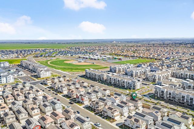 5600 Molino Cir, Roseville, CA 95747