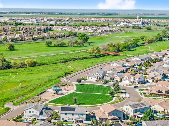 5600 Molino Cir, Roseville, CA 95747