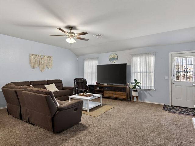 2701 Red Pine Circle, Yukon, OK 73099