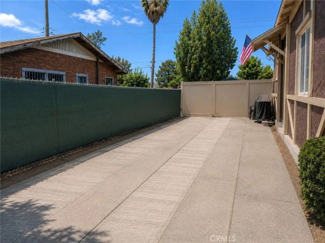 210 E 9th, San Bernardino, CA 92410