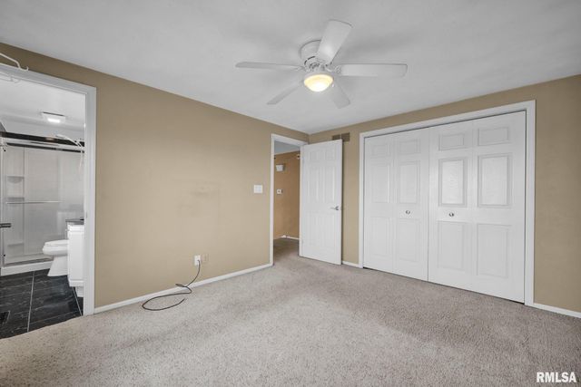 950 N MAIN Street, East Peoria, IL 61611