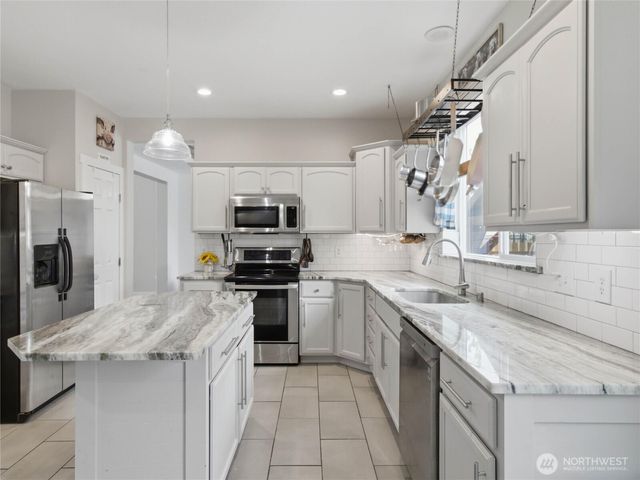 14833 89th Ave SE, Yelm, WA 98597