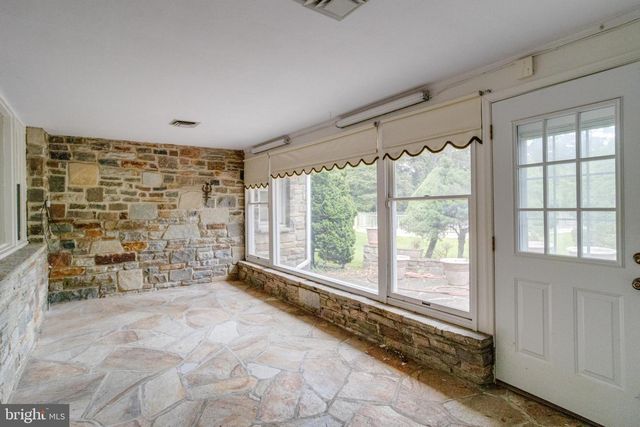 500 STRATFORD, Towson, MD 21286