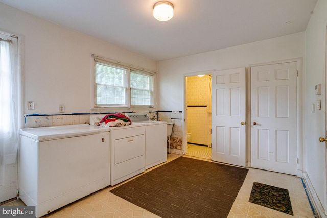 500 STRATFORD, Towson, MD 21286