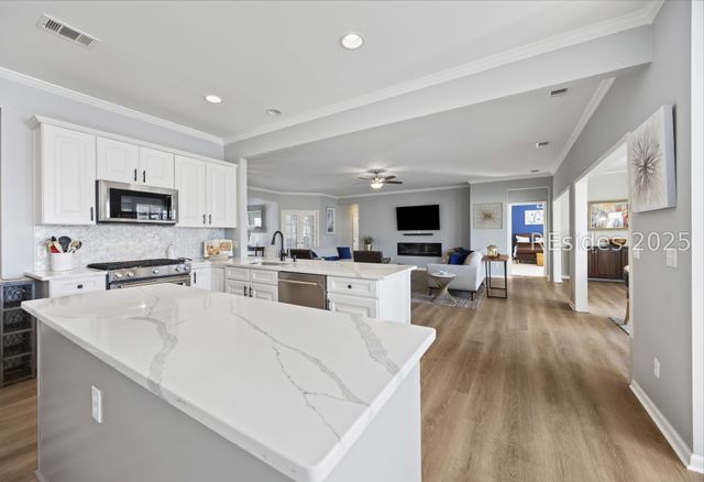 2 Belvedere Ln, Bluffton, SC 29909