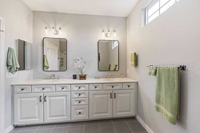 2 Belvedere Ln, Bluffton, SC 29909