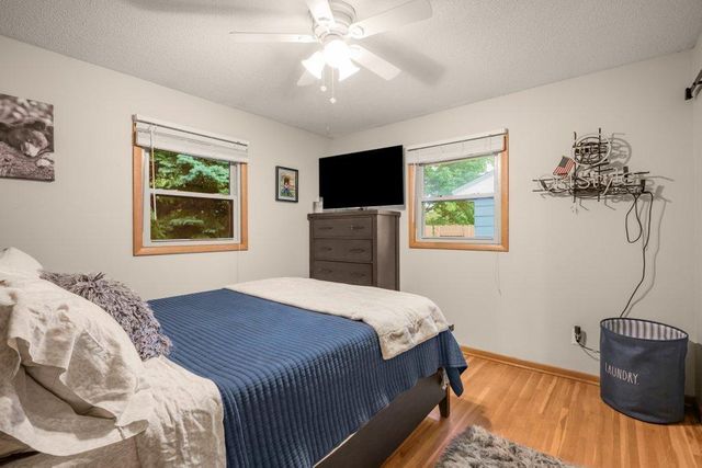 9581 Pilgrim Lane N, Maple Grove, MN 55369