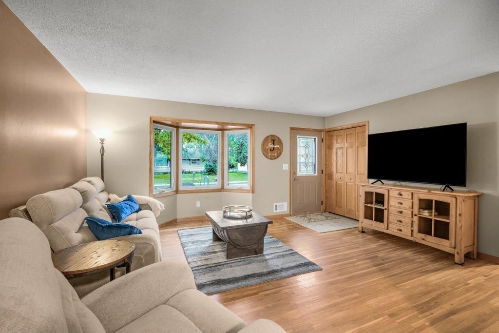 9581 Pilgrim Lane N, Maple Grove, MN 55369 — photo 4