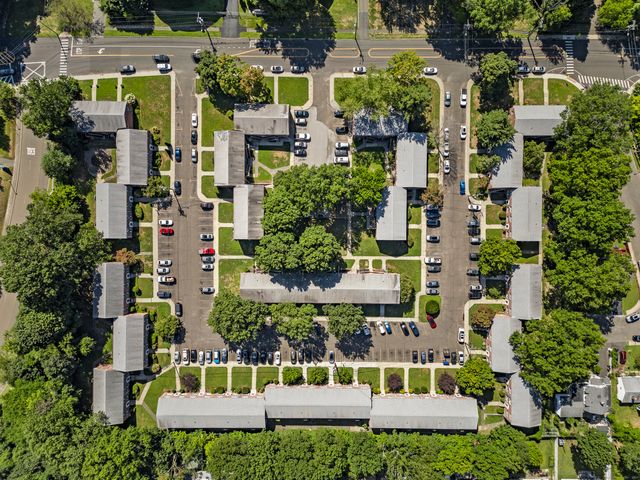 86 Blachley Road D, Stamford, CT 06902