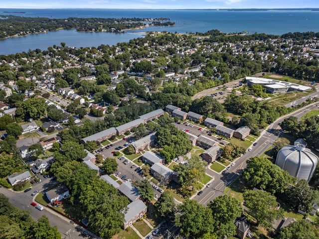 86 Blachley Road D, Stamford, CT 06902