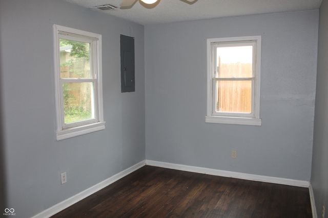 3125 N Gladstone Avenue, Indianapolis, IN 46218