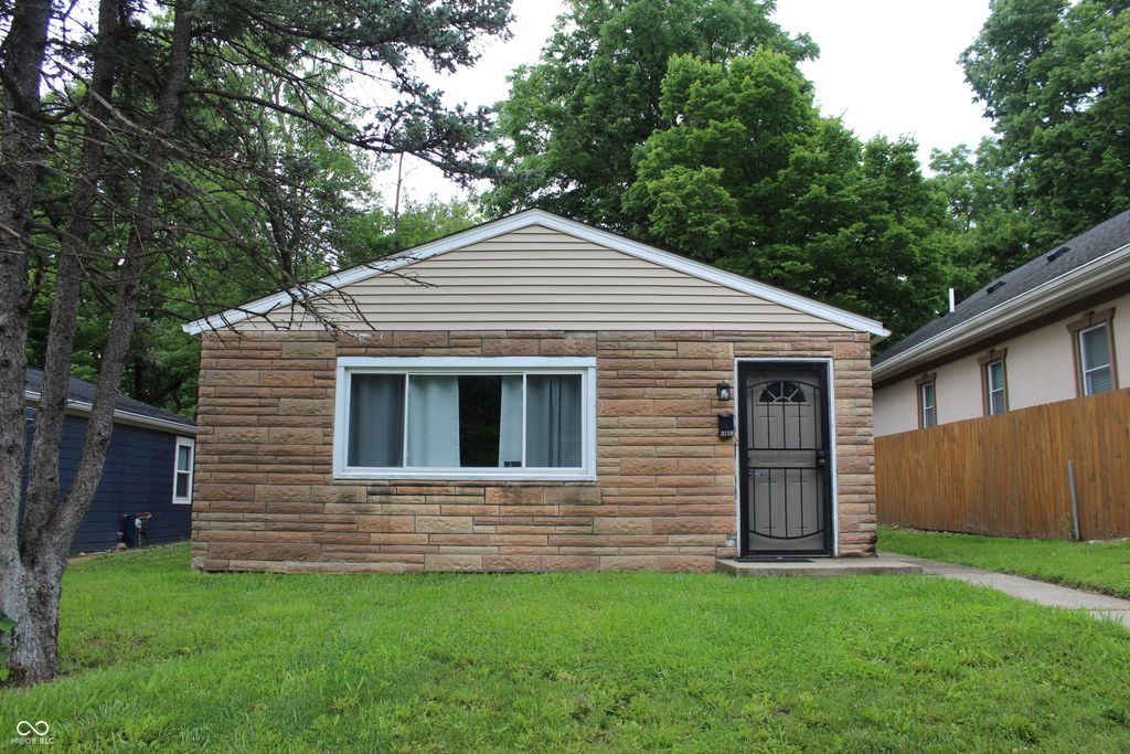 3125 N Gladstone Avenue, Indianapolis, IN 46218