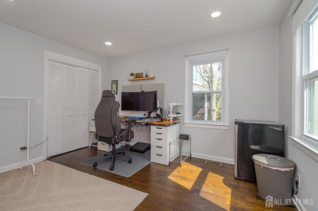 8 wallace Street, East Brunswick, NJ 08816