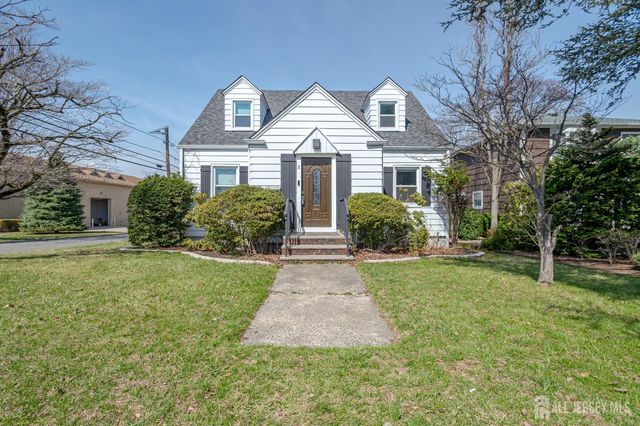 8 wallace Street, East Brunswick, NJ 08816