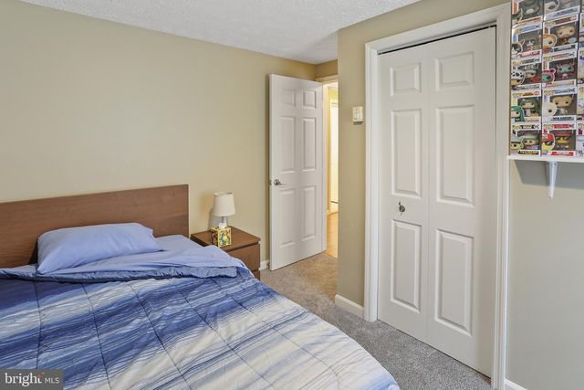 614 YORK LN SE, Leesburg, VA 20175