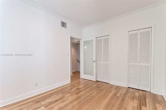 21 Madeira Ave 18, Coral Gables, FL 33134