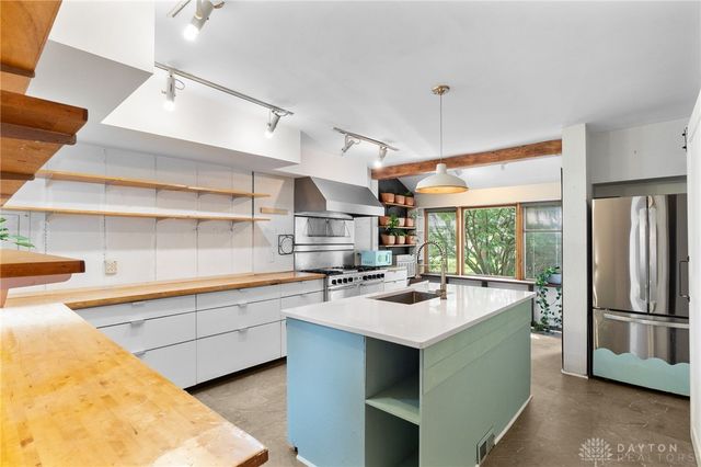 504 Phillips Street, Yellow Springs Vlg, OH 45387
