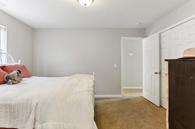 2048 Harvest Ln, Nashville, TN 37218