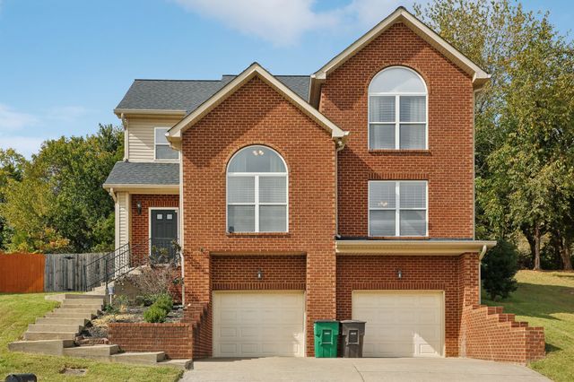 2048 Harvest Ln, Nashville, TN 37218
