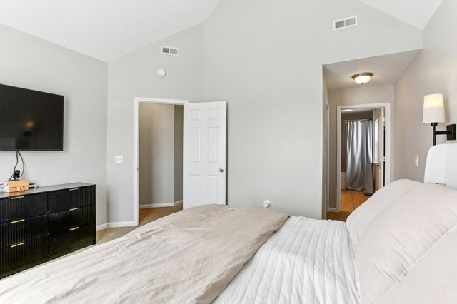 2048 Harvest Ln, Nashville, TN 37218