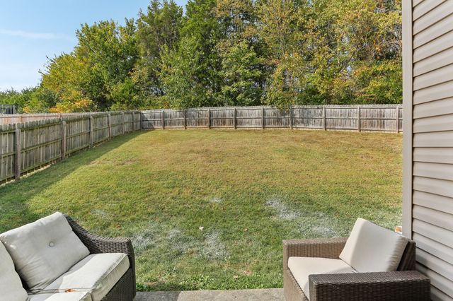 2048 Harvest Ln, Nashville, TN 37218