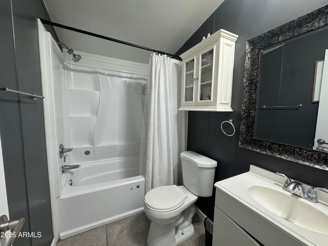 117 E VILLA THERESA Drive, Phoenix, AZ 85022