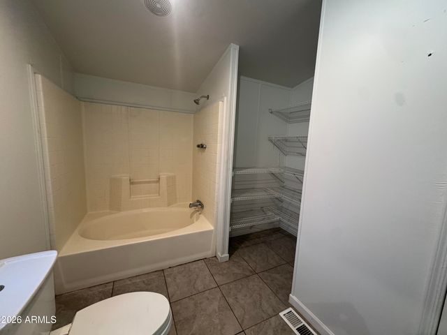 117 E VILLA THERESA Drive, Phoenix, AZ 85022