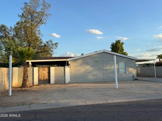 117 E VILLA THERESA Drive, Phoenix, AZ 85022