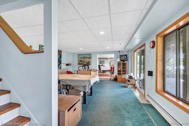 1325 Elkhorn Lake Road, Lake Orion, MI 48362