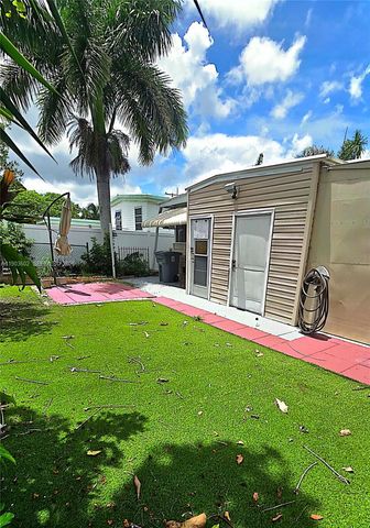 4208 S Shady Lane, Boynton Beach, FL 33436