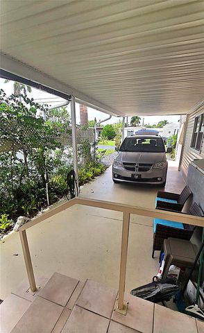 4208 S Shady Lane, Boynton Beach, FL 33436