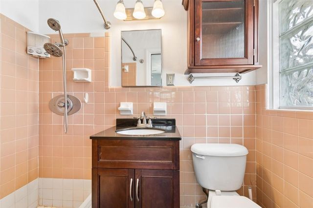 3906 NW 21ST TERRACE, Gainesville, FL 32605