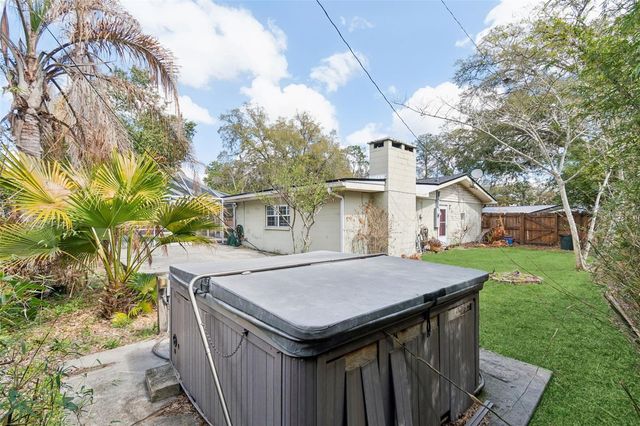 3906 NW 21ST TERRACE, Gainesville, FL 32605