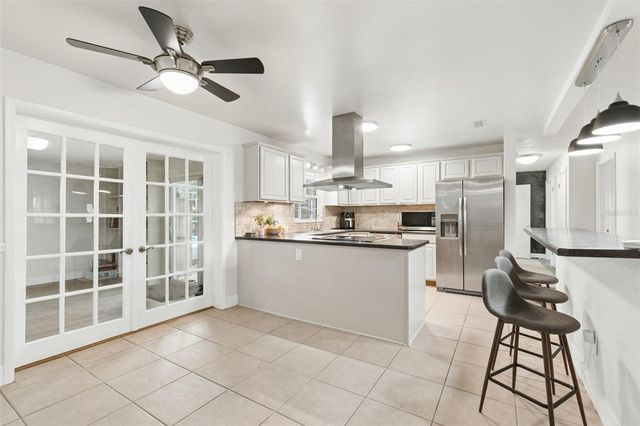 3906 NW 21ST TERRACE, Gainesville, FL 32605