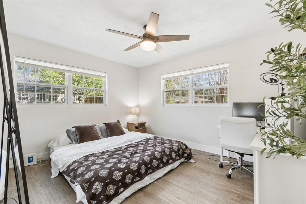 Image 19 of property listing at 3906 NW 21ST TERRACE, Gainesville, FL 32605