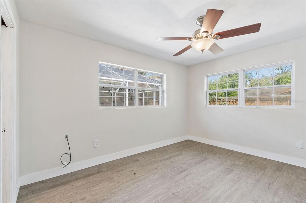 Image 20 of property listing at 3906 NW 21ST TERRACE, Gainesville, FL 32605