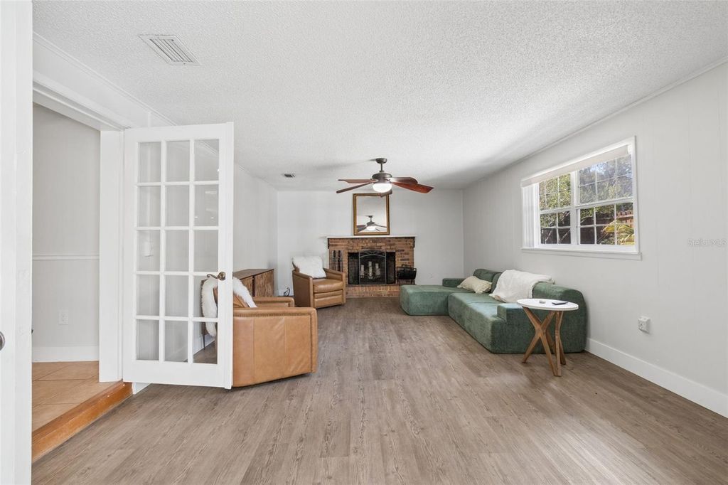 Image 27 of property listing at 3906 NW 21ST TERRACE, Gainesville, FL 32605