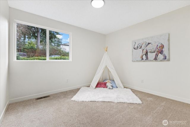 34515 25th Avenue SW, Federal Way, WA 98023