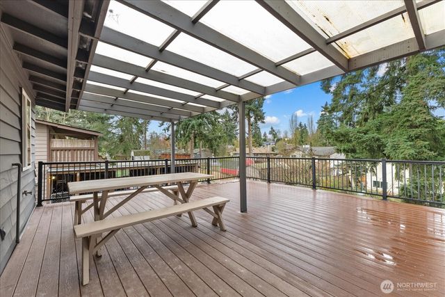 34515 25th Avenue SW, Federal Way, WA 98023