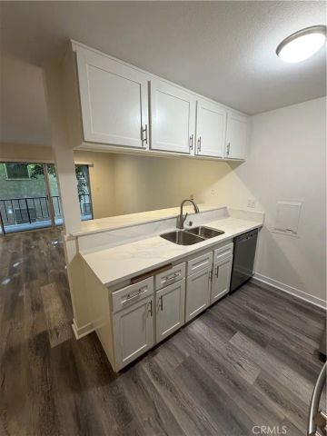280 Molino 108, Long Beach, CA 90803