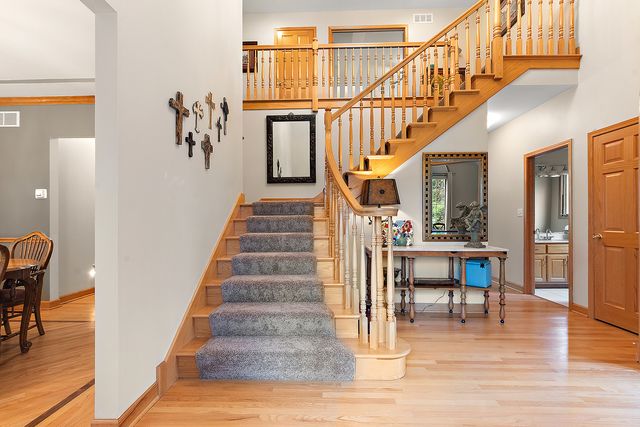 1231 Abbey Oaks Drive, Lemont, IL 60439