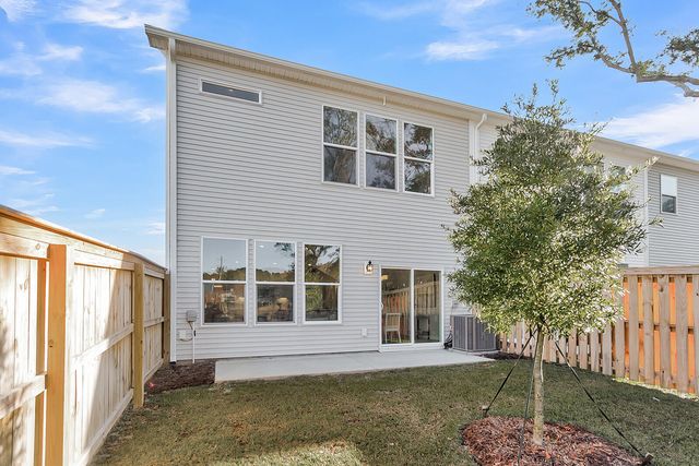 100 Brown Swiss Circle, Summerville, SC 29483