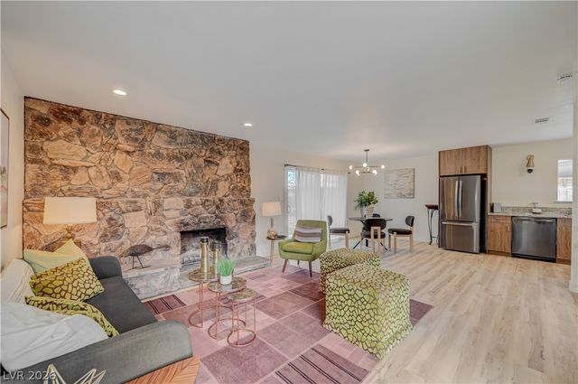 2101 Santiago Street, Las Vegas, NV 89104
