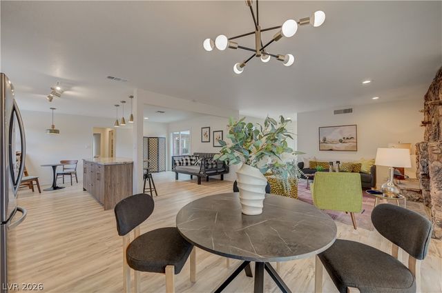 2101 Santiago Street, Las Vegas, NV 89104