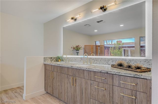 2101 Santiago Street, Las Vegas, NV 89104
