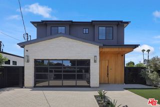 5917 Rhodes Avenue, Valley Village, CA 91607
