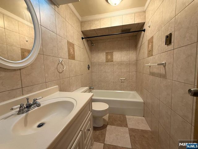 468 Liberty Street 201, Little Ferry, NJ 07643